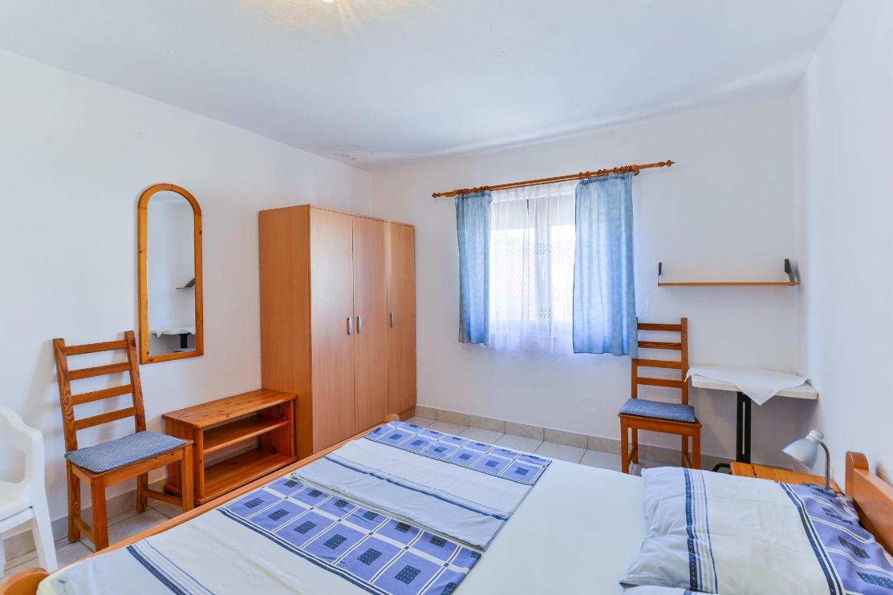 Apartments Gogoljak Vir Kültér fotó