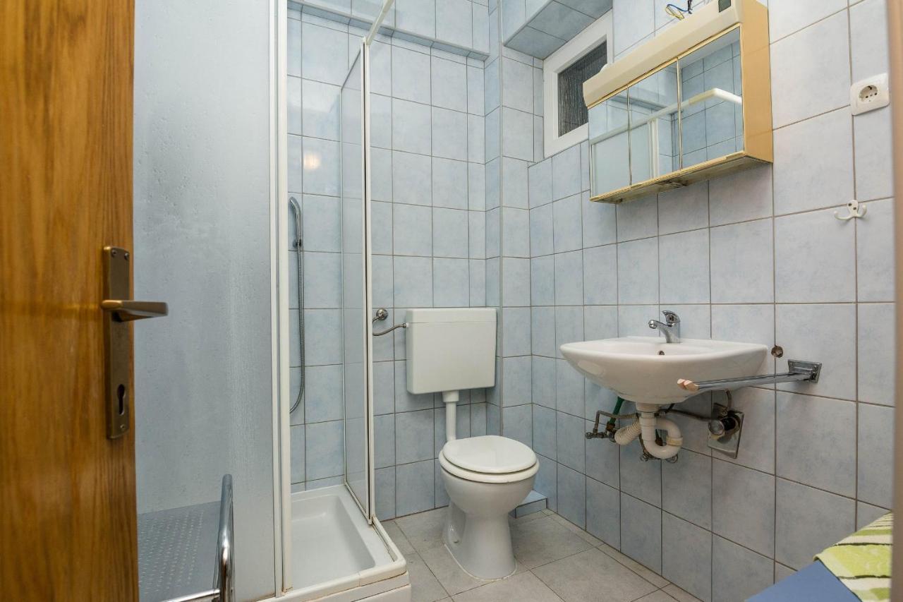 Apartments Gogoljak Vir Kültér fotó